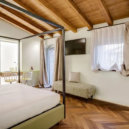 Hotel Borgo Impero Borgonovo Val Tidone Buitenkant foto